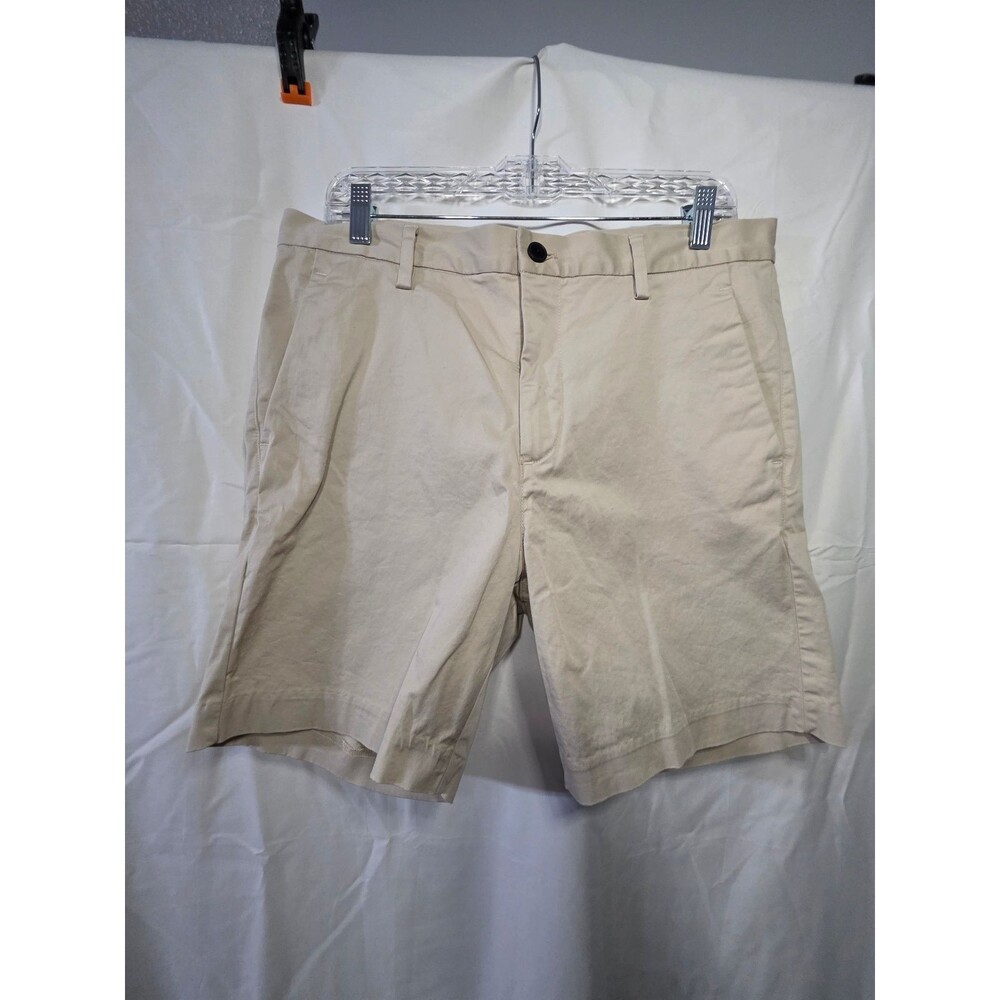 H&M Mens Khaki Chino Shorts Regular Fit US 32 Beige Pleated Pockets 32 - Picture 1 of 5